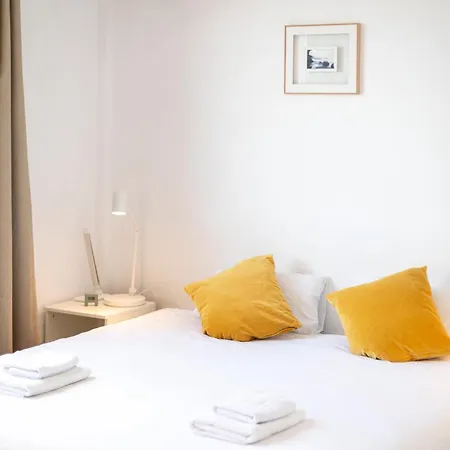 Casa de Férias Seaside Jacuzzi Pool Free Surf Retreat