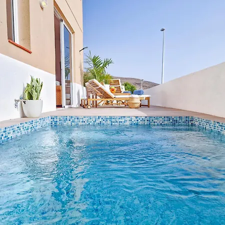 Seaside Jacuzzi Pool Free Surf Retreat Casa de Férias *