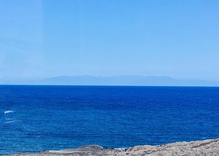 Seaside Jacuzzi Pool Free Surf Retreat Nyaraló El Médano