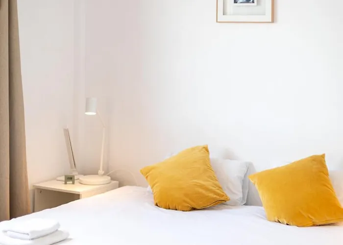 Hébergement de vacances Seaside Jacuzzi Pool Free Surf Retreat