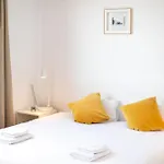Дом отдыха Seaside Jacuzzi Pool Free Surf Retreat