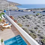 Seaside Jacuzzi Pool Free Surf Retreat Дом отдыха *