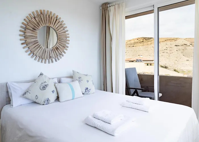 Seaside Jacuzzi Pool Free Surf Retreat Semesterbostad El Médano