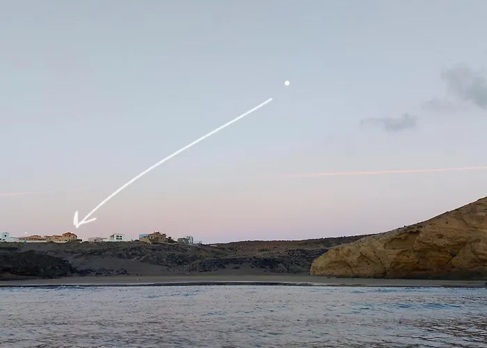 Semesterbostad Seaside Jacuzzi Pool Free Surf Retreat *