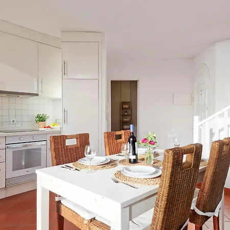 Seaside Jacuzzi Pool Free Surf Retreat * El Medano (Tenerife)